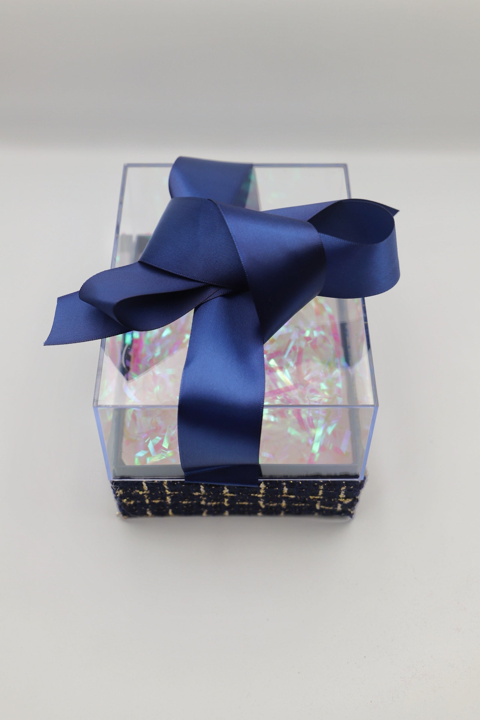Clear Gift Box with ribbons - 3 COLOR VARIANTS - Gift box