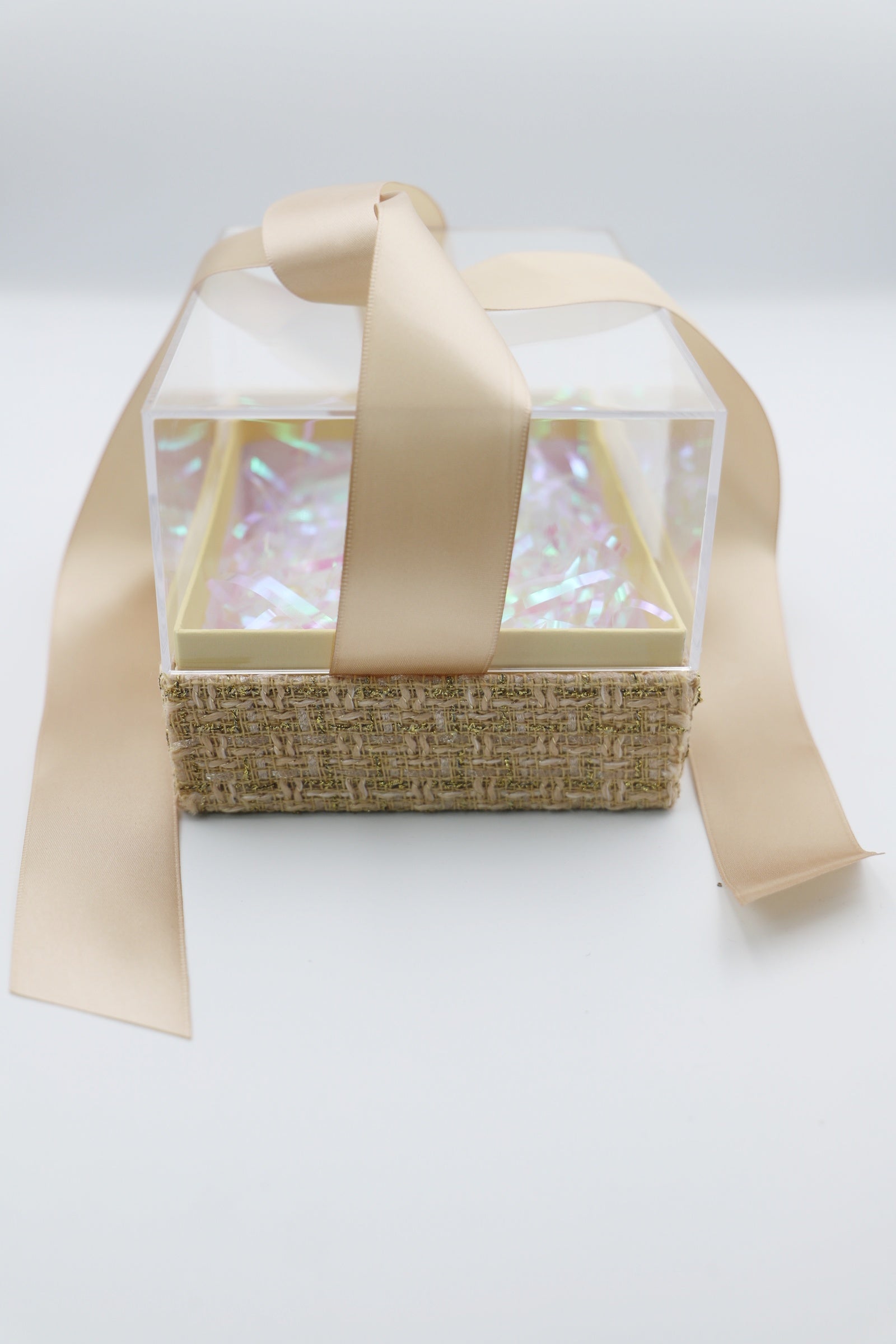 Clear Gift Box with ribbons - 3 COLOR VARIANTS - Gift box