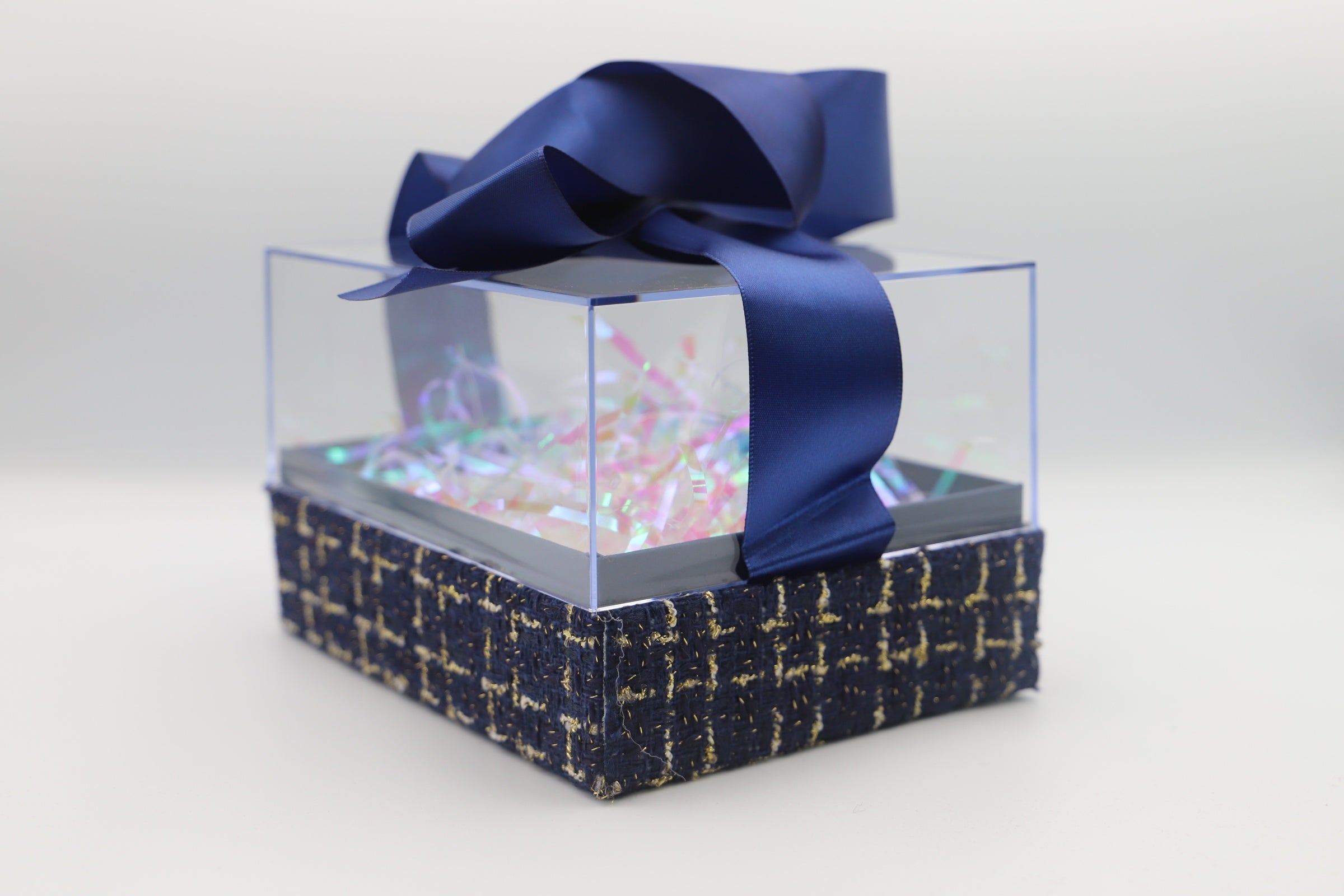 Clear Gift Box with ribbons - 3 COLOR VARIANTS - Blue - Gift box
