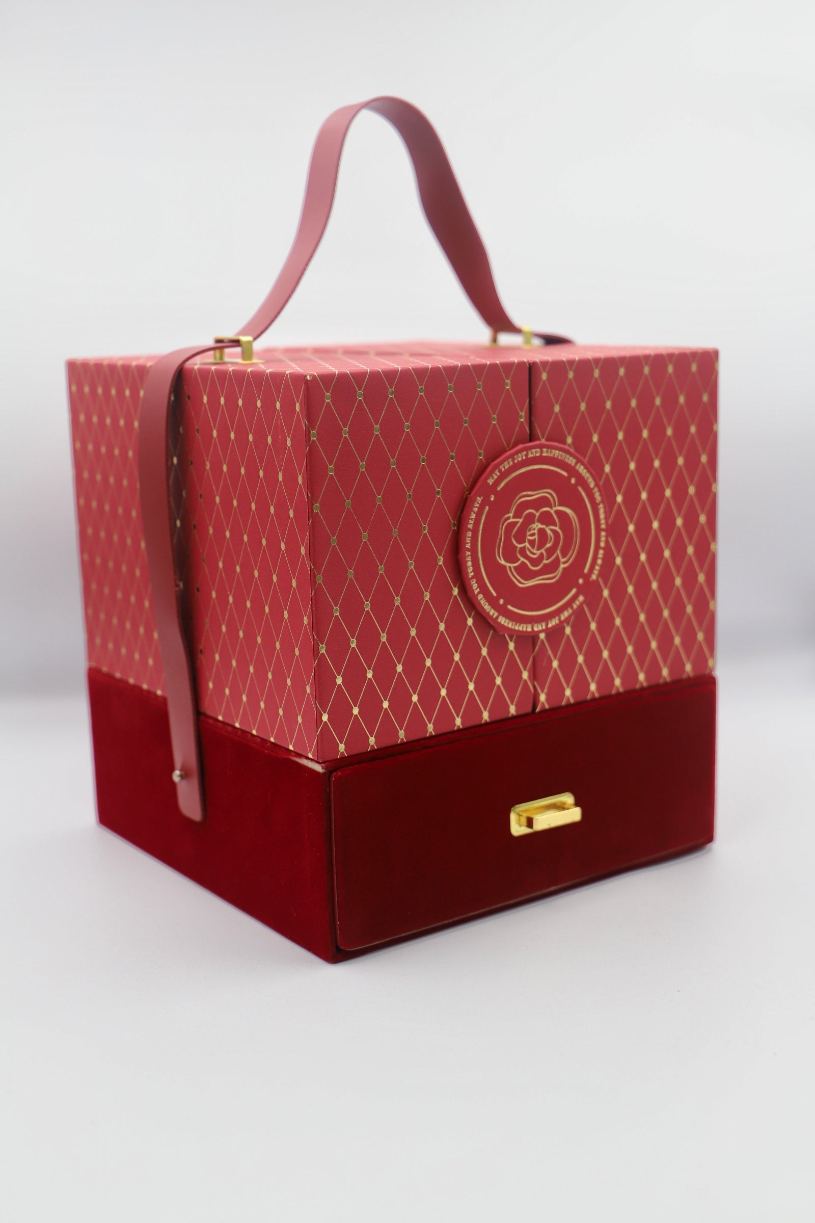 Large Gift Box - 2 COLOR VARIANTS - Red - Gift box